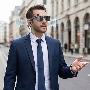 Smart Glasses: 4K AI Camera & Electrochromic Technology