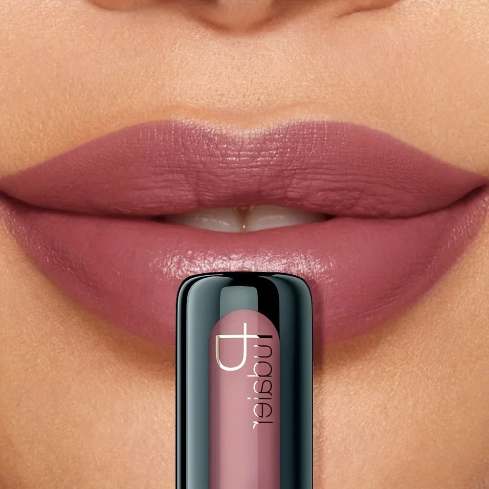 Lipstick with a pink shade applied to lips, featuring the brand 'Bailin'.
